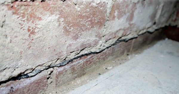 Bridged-DPC-plaster-1080564.jpg
