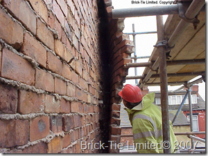 Cavity wall tie failure in Leeds