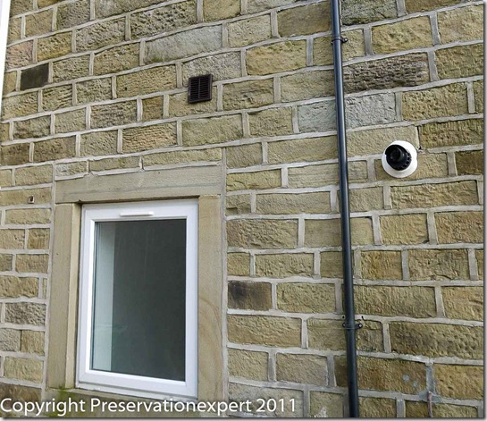 Strap cement pointing on a house in West Yorkshire-1080486